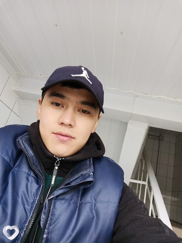 Толик, 22, Туле — анкета №1359650