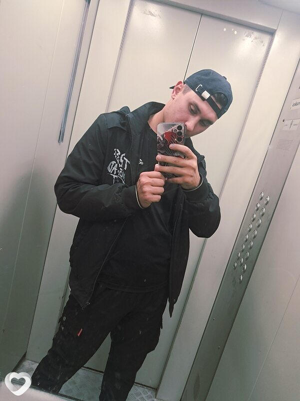 Алекс, 23, Краснодаре — анкета №1359988