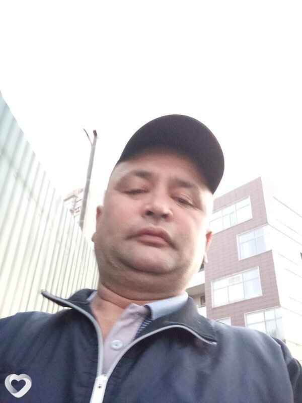 Алик, 27, Москве — анкета №1360620