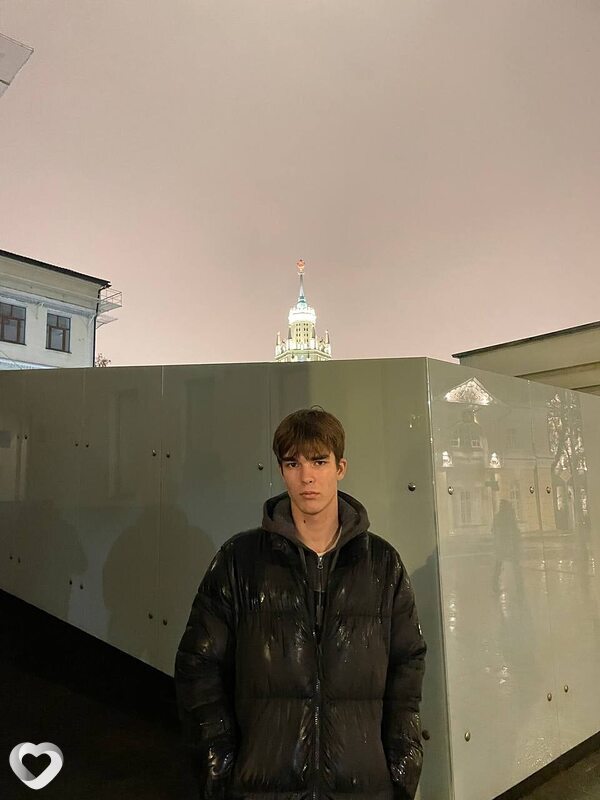 Андрей, 21, Москве — анкета №1361005