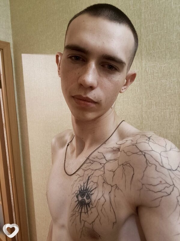Юрий, 20, Омске — анкета №1362940