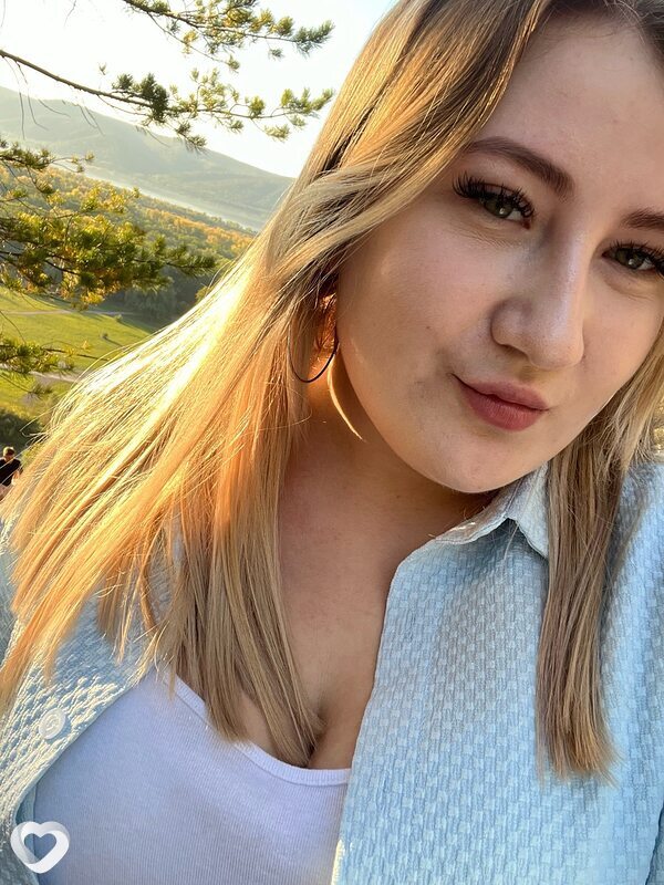 Лена, 23, Самаре — анкета №1363425
