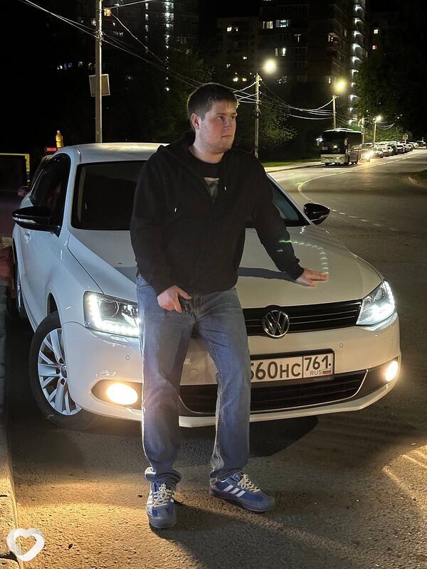 Иван, 21, Москве — анкета №1365425
