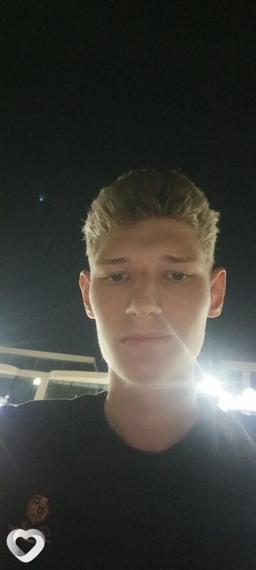 Алексей, 21, Новороссийске — анкета №1365510