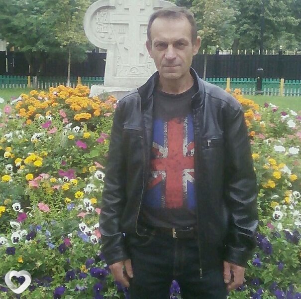 Саша, Чаусы