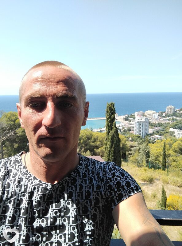 Антон, 35, Армянске — анкета №1365702