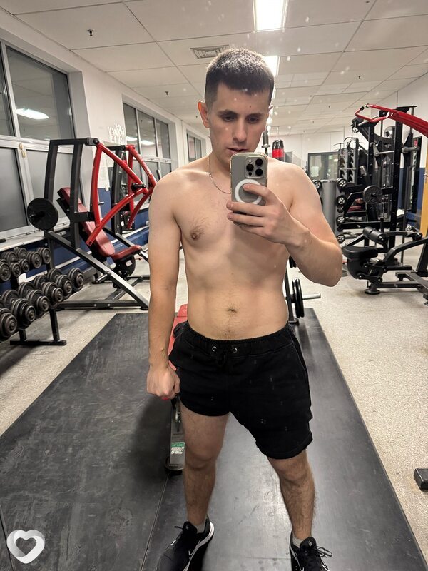Dmytro, Тчев