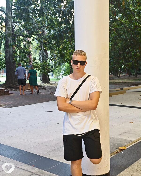 Кирилл, 20, Гомеле — анкета №1365620