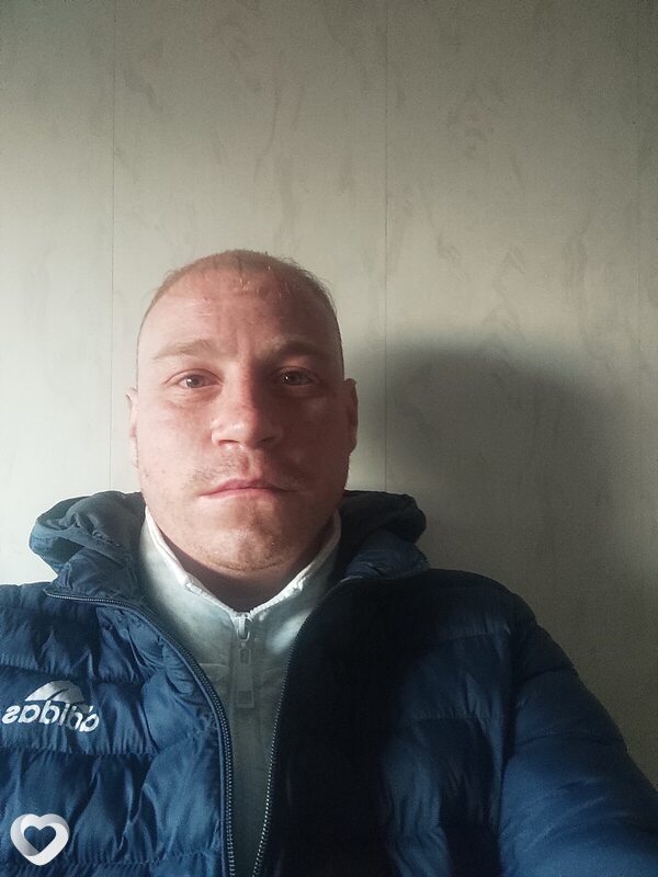 Александр, 29, Ленинске-Кузнецком — анкета №1365645