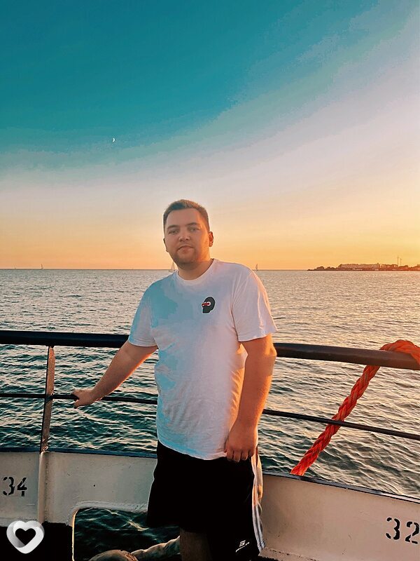 Виктор, 28, Москве — анкета №1366408
