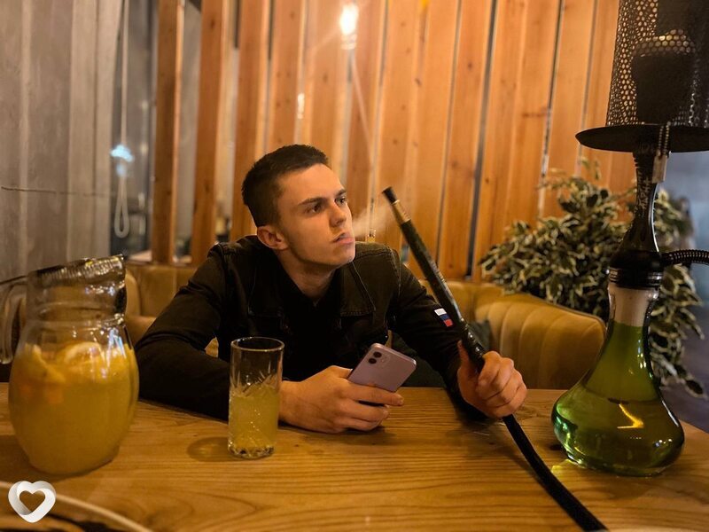 Антон, 21, Москве — анкета №1367008