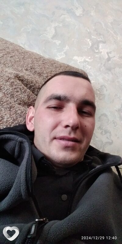 Максим, 29, Красноярске — анкета №1368178