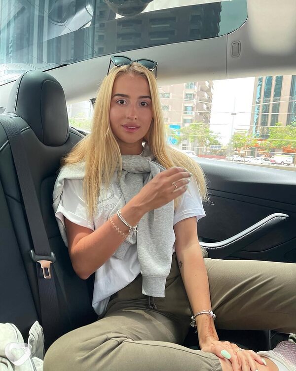 Алина, 26, Тюмени — анкета №1368082