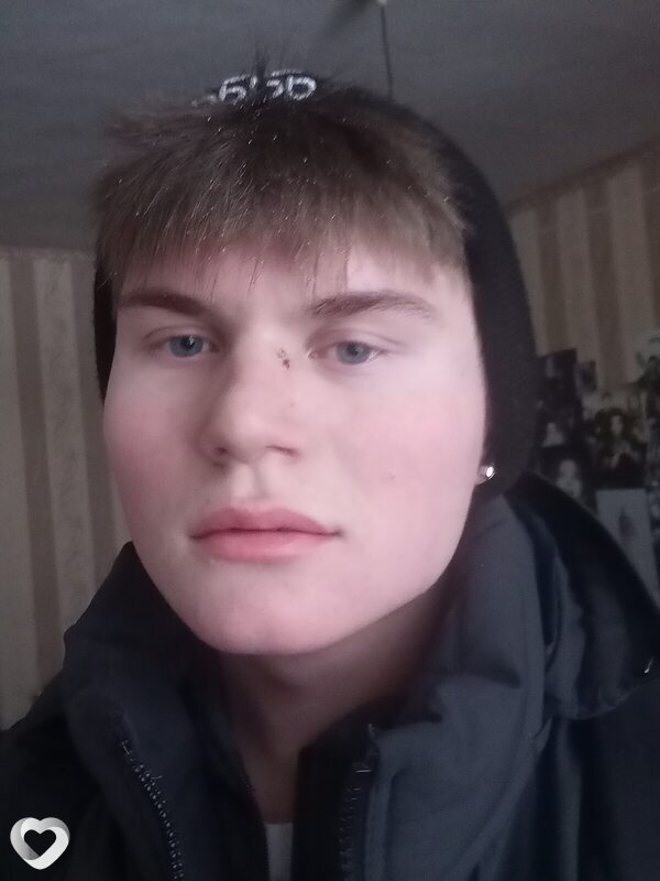 Максим, 20, Бутурлиновке — анкета №1368909