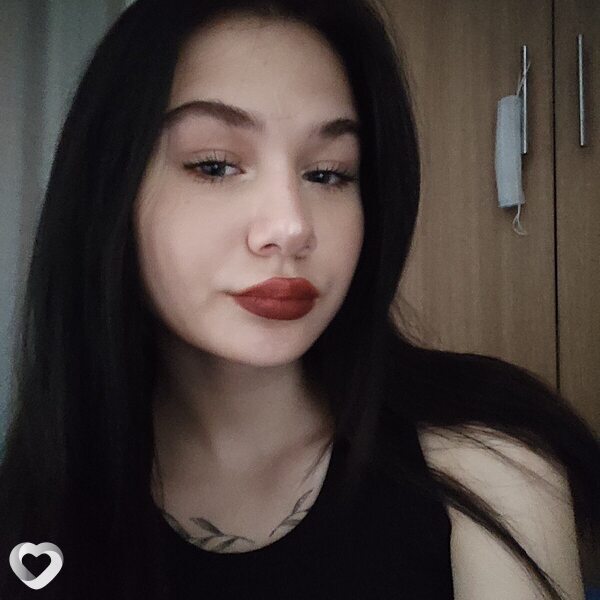 Ангелина, 20, Волжском — анкета №1370000