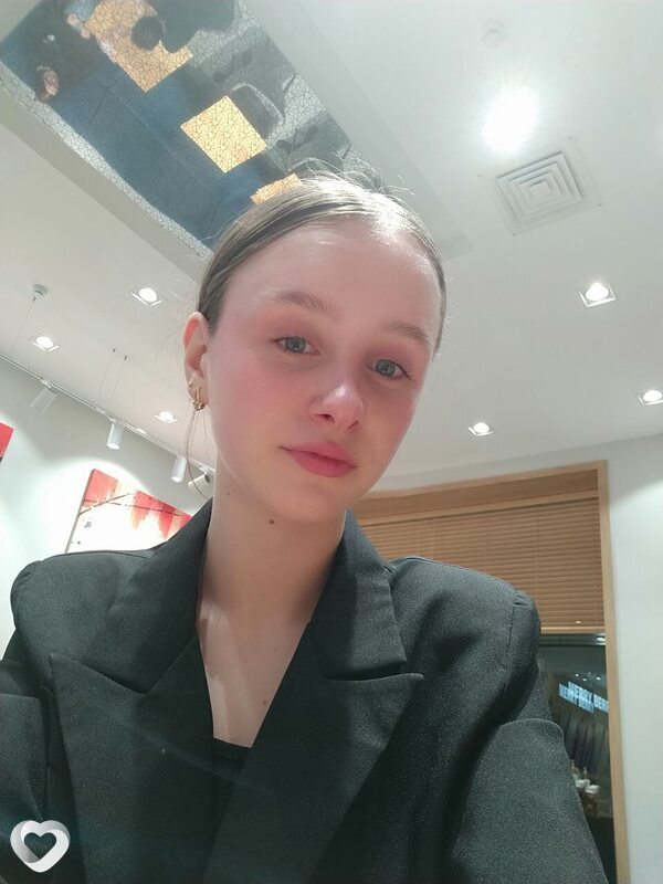 Кристина, 19, Москве — анкета №1370481