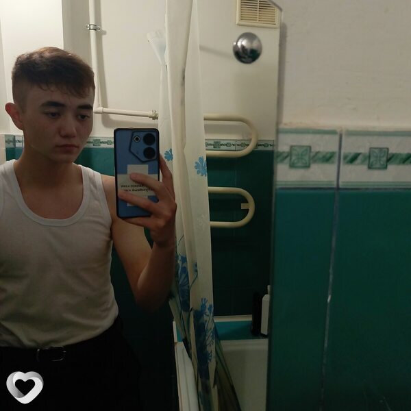 Артём, 21, Уфе — анкета №1371090