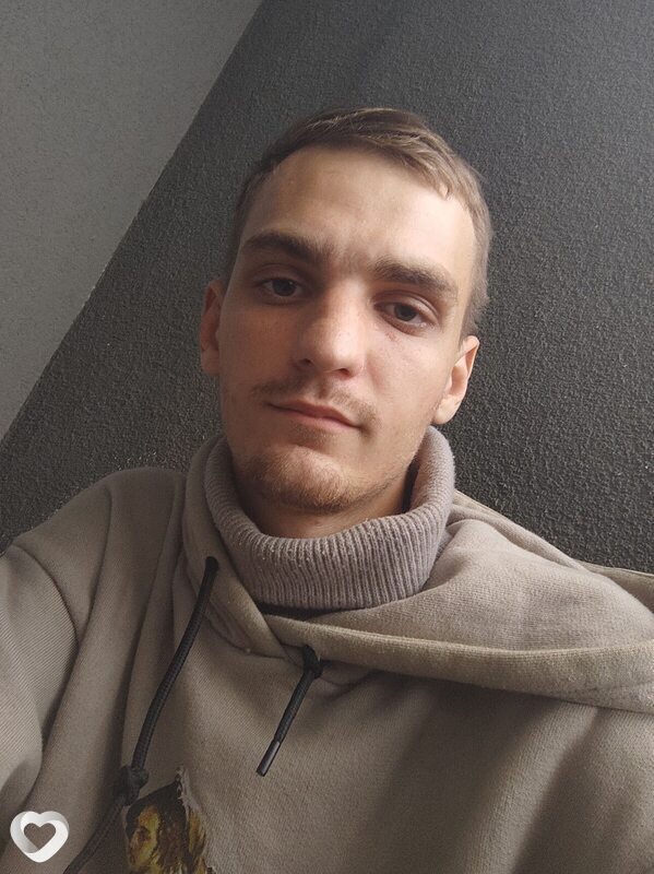 Андрей, 22, Калининграде — анкета №1371178