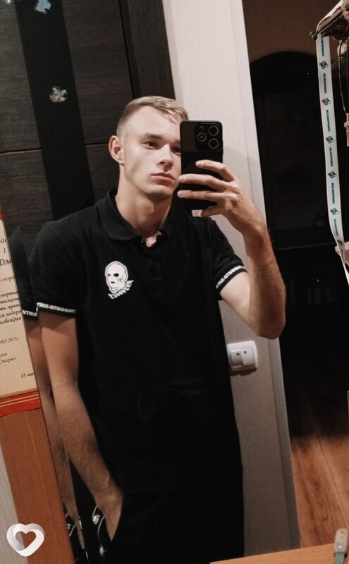 Дмитрий, 21, Новотроицке — анкета №1372365