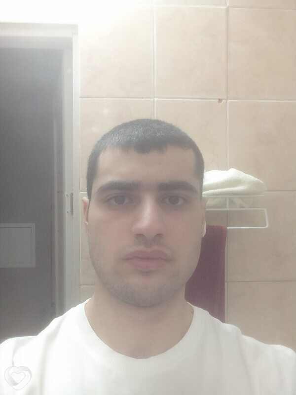 Михаил, 21, Москве — анкета №1372251