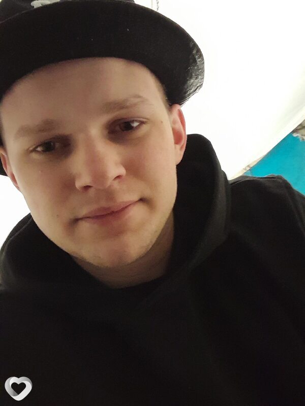 Макс, 28, Москве — анкета №1372781
