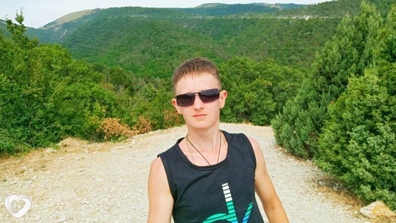 Александр, 20, Москве — анкета №1372816