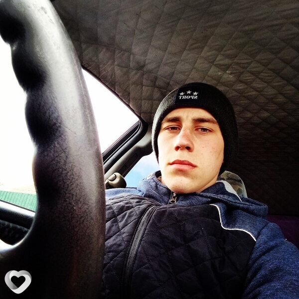Александр, 23, Москве — анкета №1372885