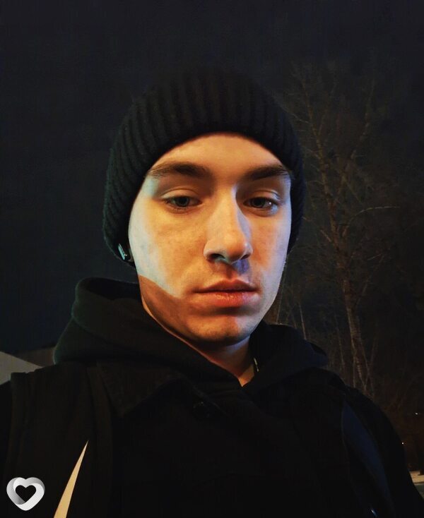 Михаил, 22, Москве — анкета №1373858