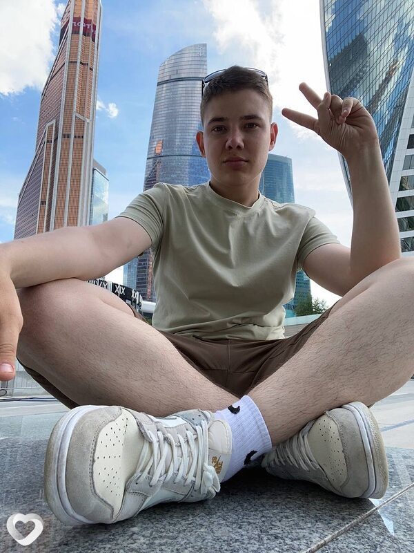 Иван, 22, Саратове — анкета №1374080
