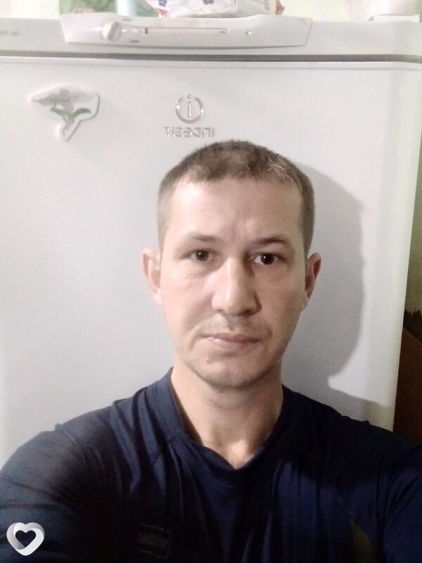 Олег, 42, Минеральных Водах — анкета №1374414