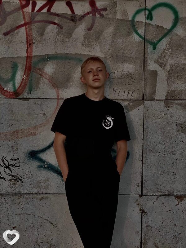 Андрей, 22, Санкт-Петербурге — анкета №1374378