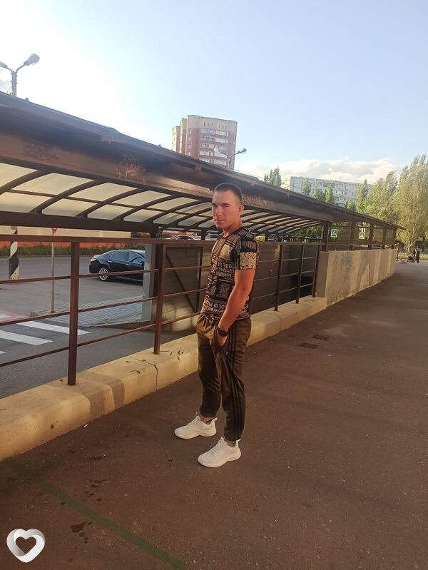 Виктор, 28, Волжском — анкета №1374495