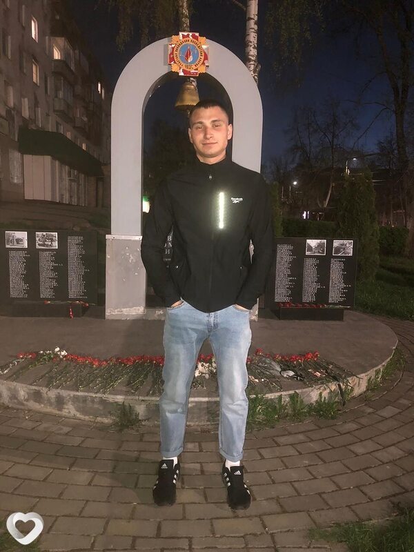 Александр, 26, Москве — анкета №1374610