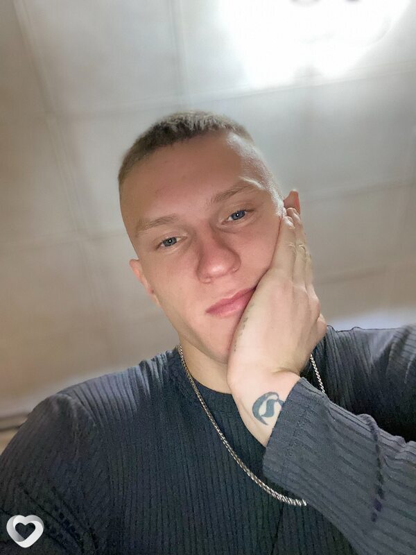 Олег, 23, Витебске — анкета №1374619
