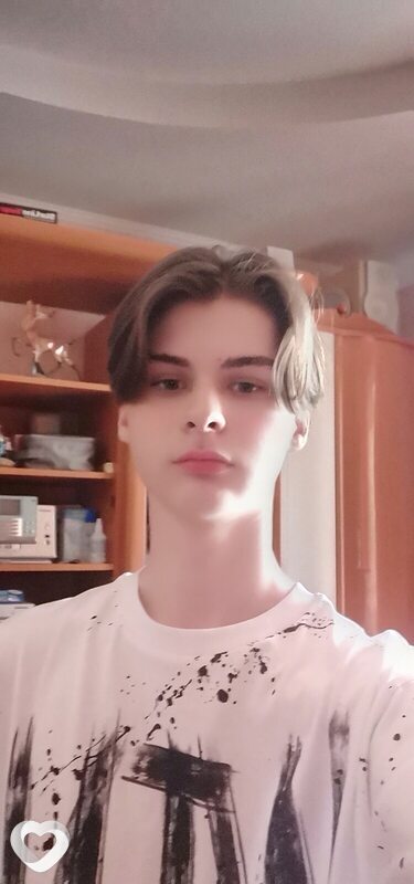 Ян, 20, Белгороде — анкета №1374775