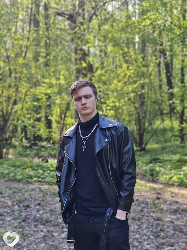 Роман, 21, Казани — анкета №1375092