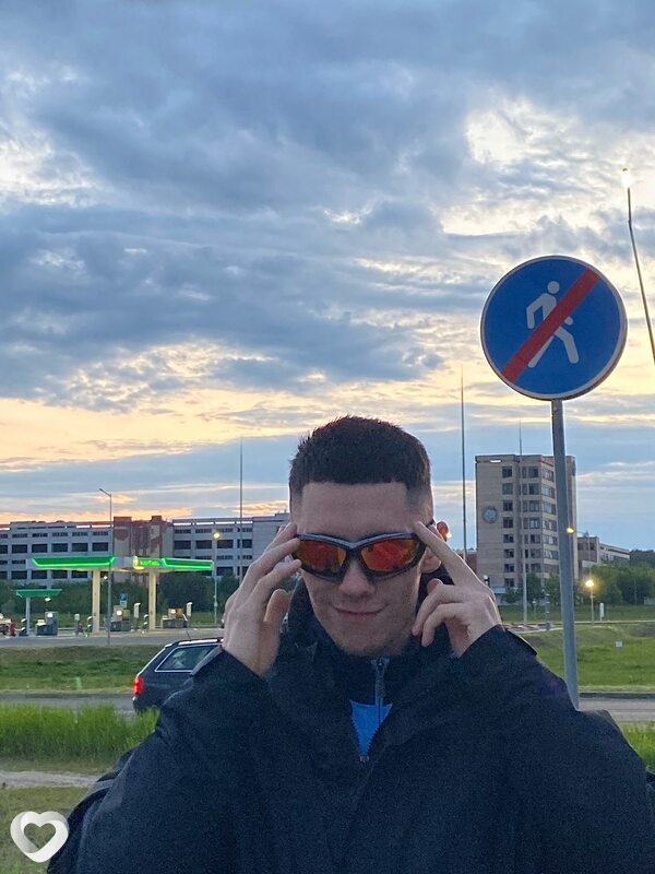 Дмитрий, 26, Речице — анкета №1376022