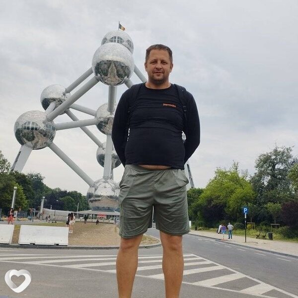 Александр, 41, Зугрэсе — анкета №1376200