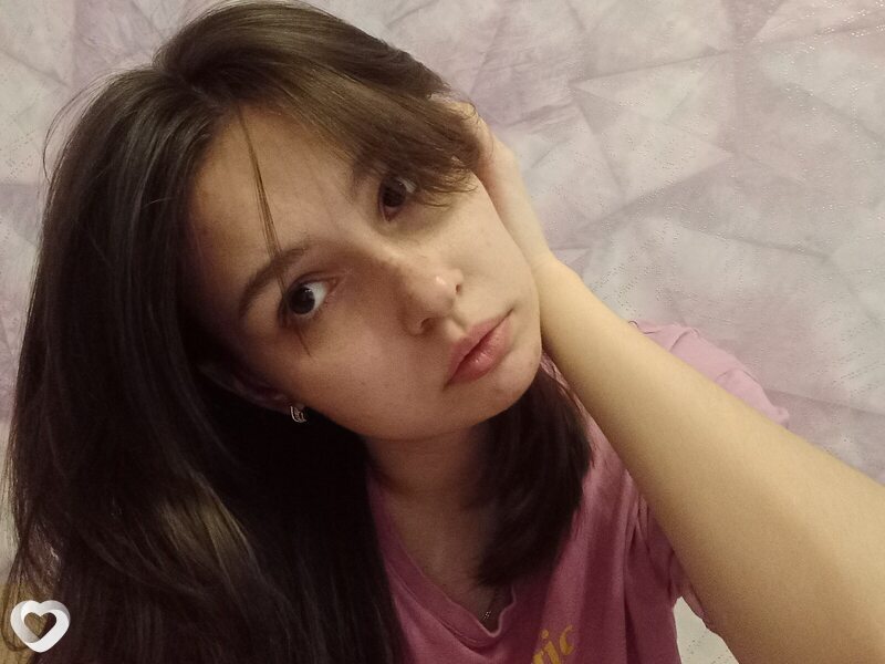 Юля, 21, Санкт-Петербурге — анкета №1377657