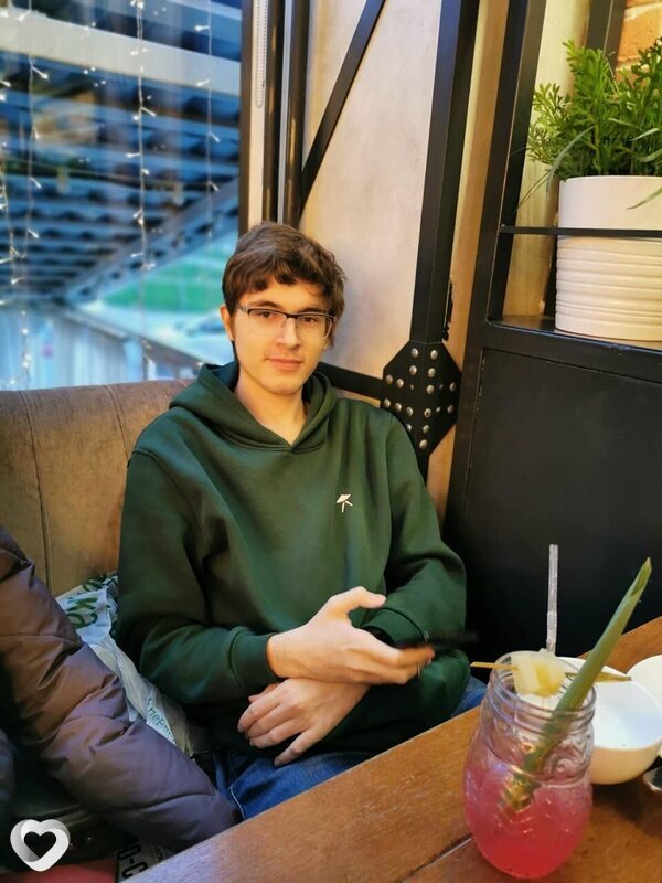 Александр, 20, Москве — анкета №1377768