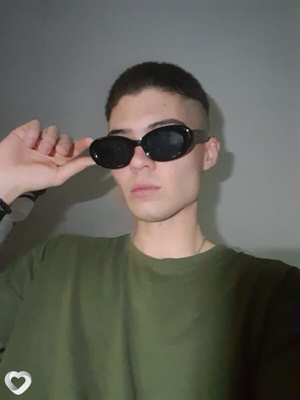 Марк, 22, Ростове-на-Дону — анкета №1378259
