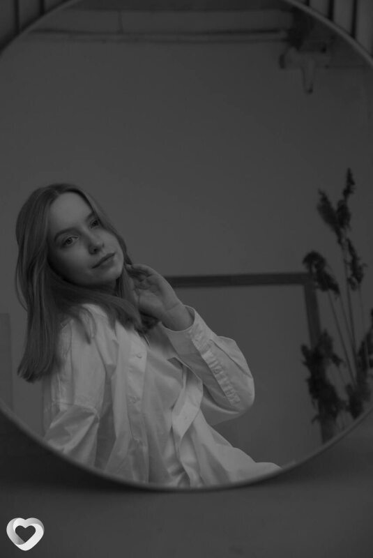Лена, 24, Усть-Каменогорск — анкета №1378827
