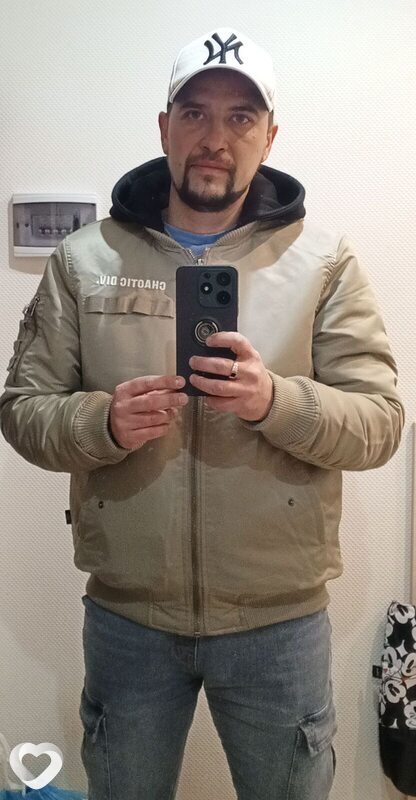 Artem, 37, Киеве — анкета №1378887
