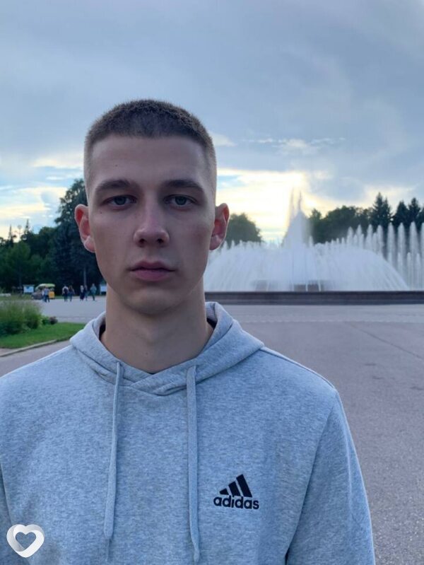 Кирилл, 22, Москве — анкета №1379134