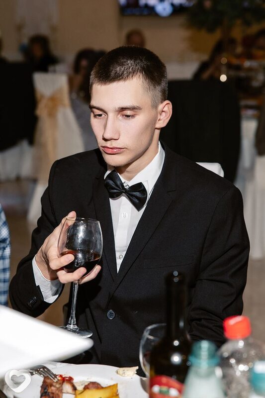 Матвей, 23, Барнауле — анкета №1380213