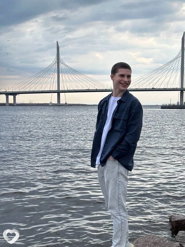 Кирилл, 21, Москве — анкета №1380146