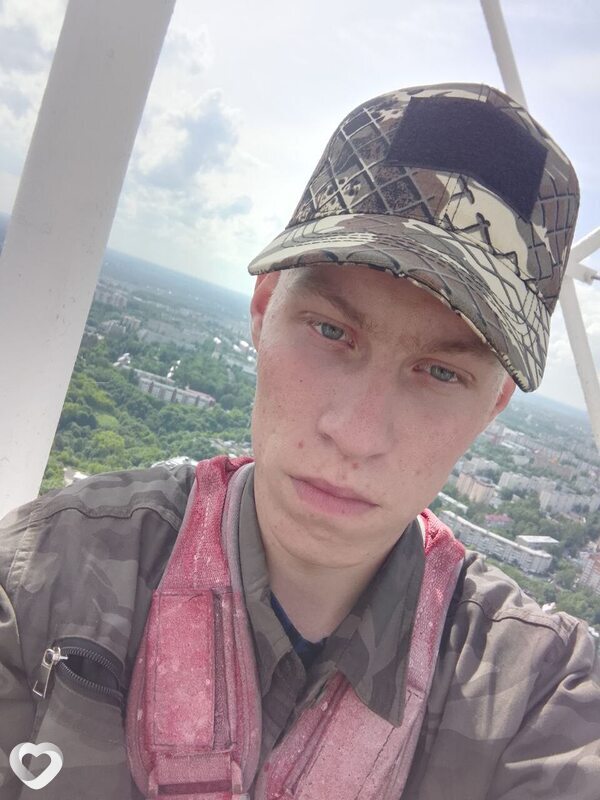 Александр, 23, Москве — анкета №1380344