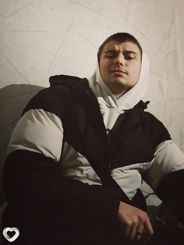 Михаил, 20, Полоцке — анкета №1380557