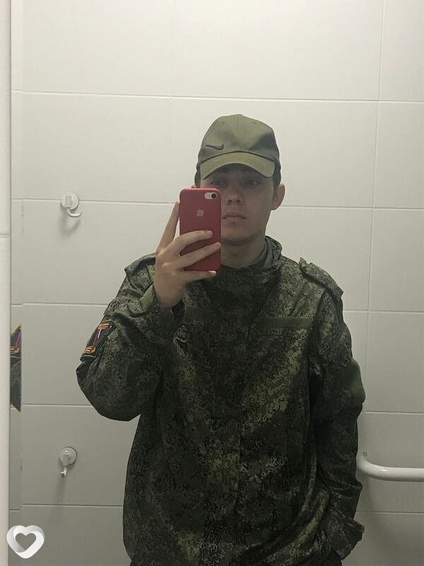 Даня, 20, Москве — анкета №1381860