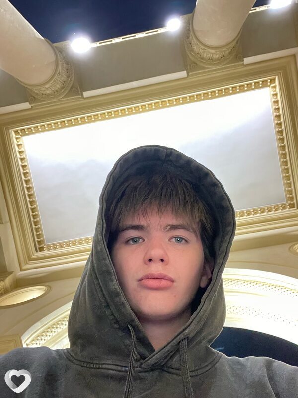 Денис, 22, Мытищах — анкета №1383163